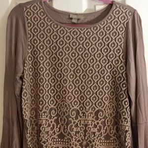 Women’s mauve lace detail flutter sleeve blouse